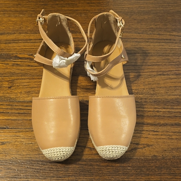 NEW GUESS CADEY ESPADRILLES FLATS - Picture 1 of 9